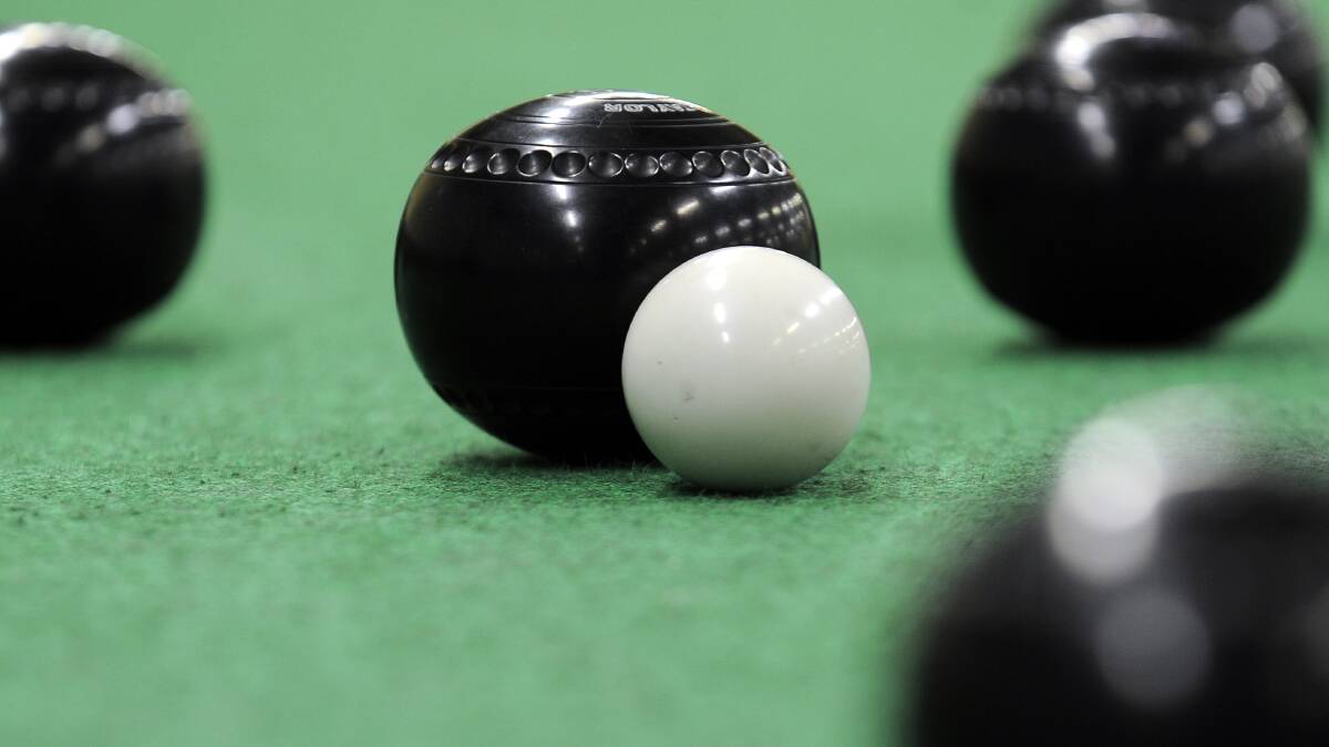 Three-way tie for the win in mixed social bowls