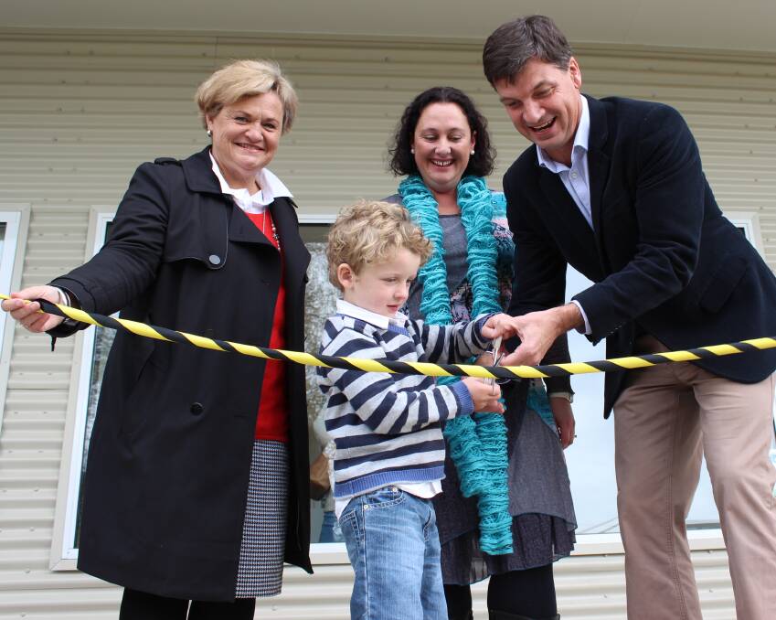 From left: Wendy Tuckerman, Administrator Hilltops Council, Sarah Rose, Centre Manager and her son Thomas (4) and Angus Taylor MP at Boorowa Preschool. 