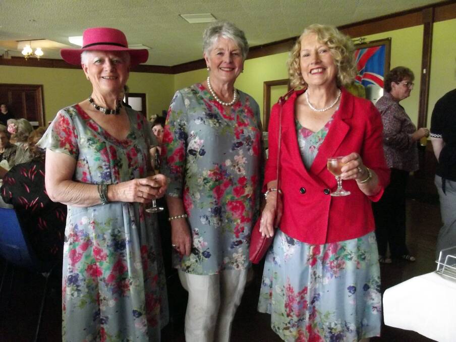 Libby Vella, Lydia Sheridan and Barbara Manion at the Hospital Auxiliary's Melbourne Cup luncheon in 2015.