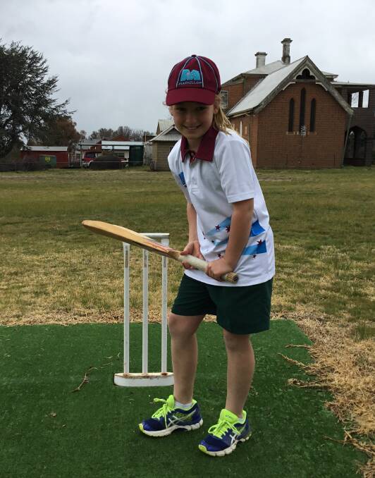 Ella Cross hones her batting, to represent the MacKillop Region at the 2017 NSW Primary Schools Sports Association girls cricket trials.