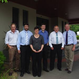 Casey Proctor, Brent Williams, Kirsten Henderson, Geoff Hudson, Ray Smith and Peter Sparkes at the Lachlan CMA meeting.