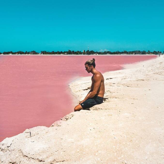 Pjoto: @jayalvarrez Yeahh this place is real and it's only a couple hours drive outta Playa del Carmen, Never seen anything like this 🤤😻 felt like a flamingo 😏 