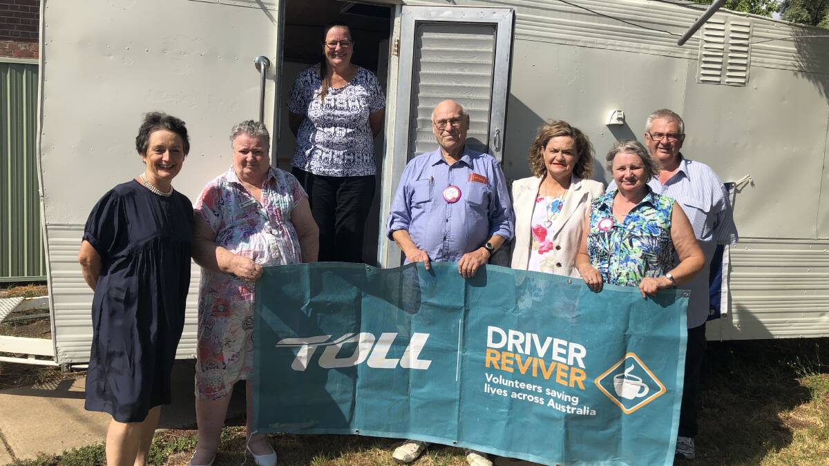 Member for Goulburn, Pru Goward MP (left) with Liberal Candidate for Goulburn Wendy Tuckerman (third from right) and Driver Reviver volunteers. 