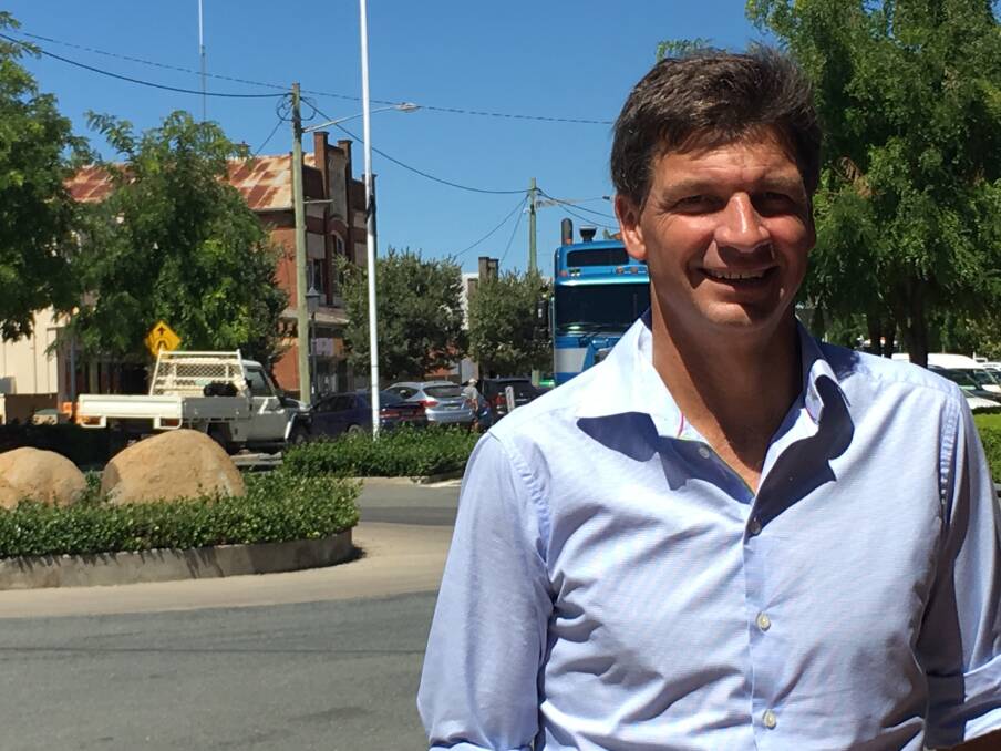 Angus Taylor welcoming falling unemployment in the Hilltops and Upper Lachlan shires. 