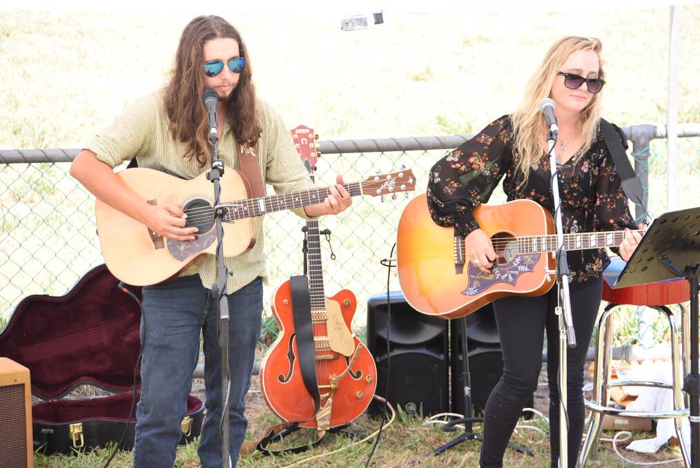 Nothing like live music: The amazing duo of Josh Maynard & Josie Laver were on hand to entertain the crowd at last years show. Photo: File.